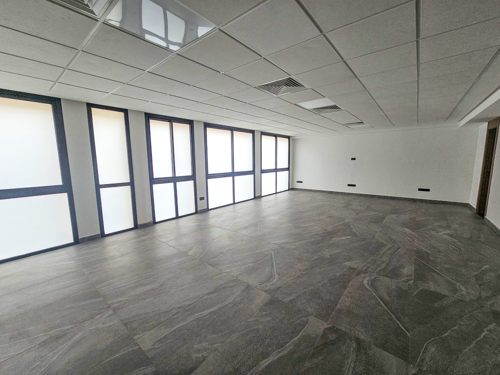 WhatsApp Image 2025-05-27 at 10.18.44 (1)